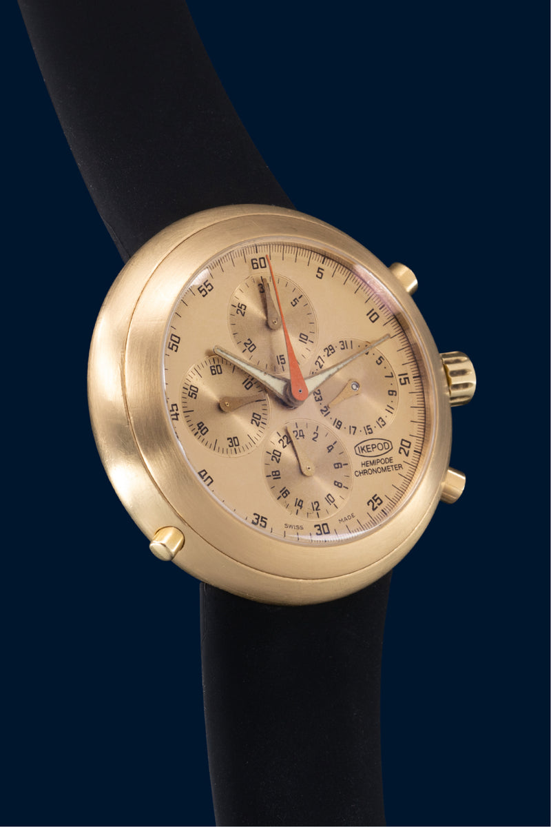 Ikepod Hemipode Chronographe COSC en or jaune